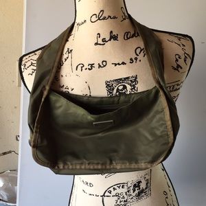 Reaction Kenneth Cole bags